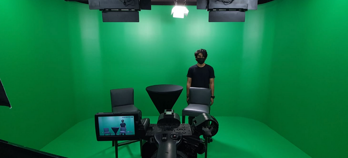 Live Streaming Studio with Green Screen, Live Production Studio