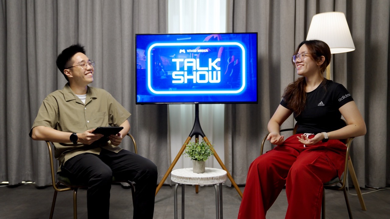 Talk show with two people hosted in Content Creator Studio Singapore Talk show with two people hosted in Content Creator Studio Singapore